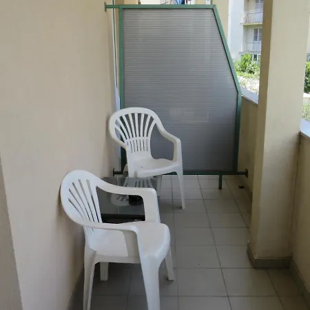 Apartamento B *